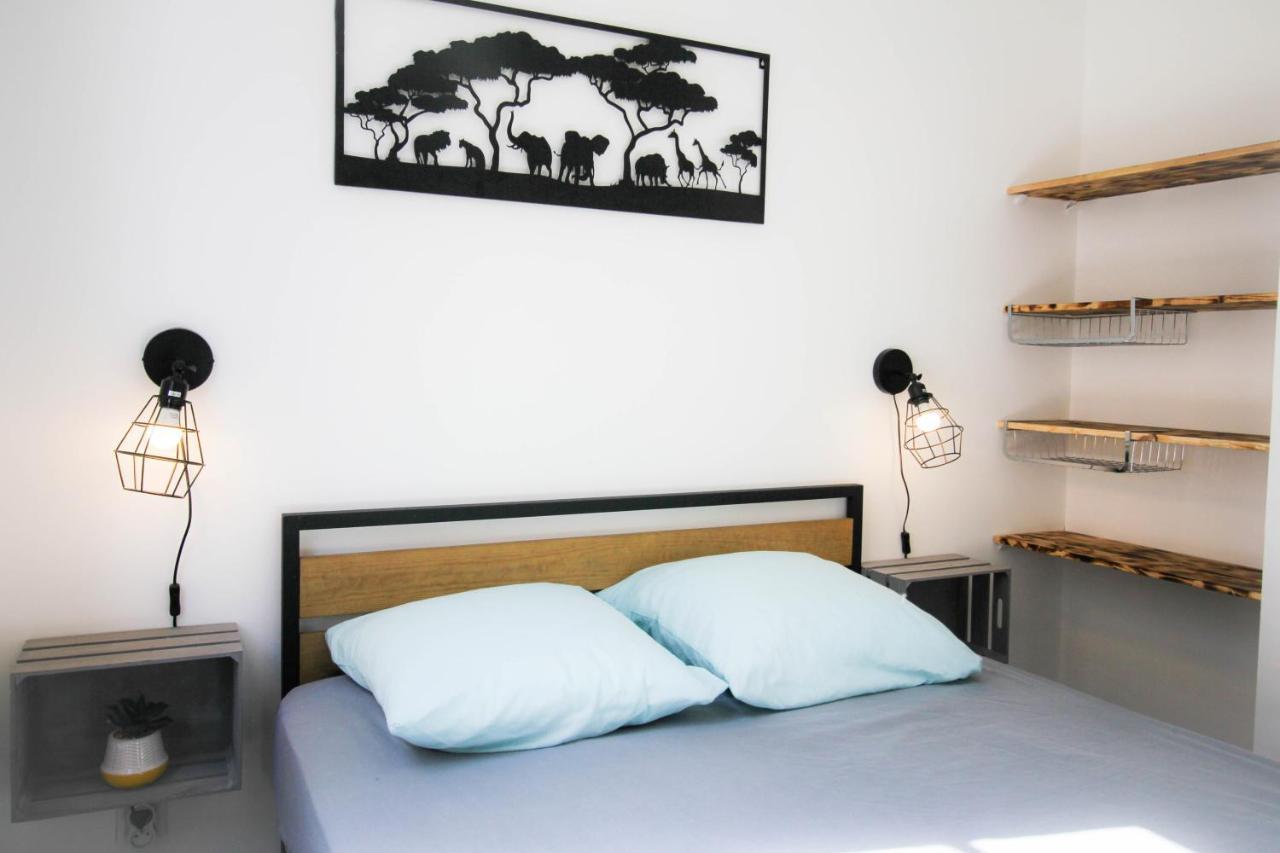 Charmant T2 En Coeur De Ville - 2 Lits + Lit Bebe - Wifi - Imprimante Каркасон Екстериор снимка